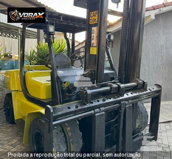 Empilhadeira Clark C70L