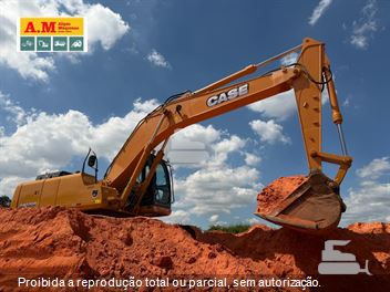 Escavadeira Case CX220B