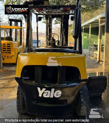 Empilhadeira Yale GDP080