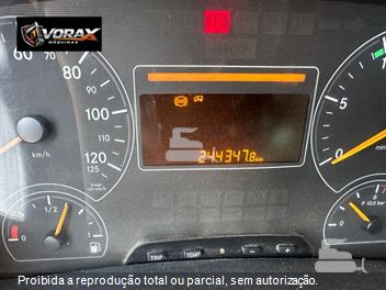 Caminhão Mercedes-Benz Axor 4144 K 6x4 2p (diesel)