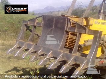 Trator de Esteira New Holland 7D