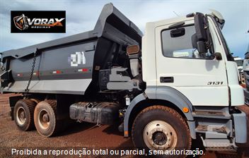Caminhão Mercedes-Benz Axor 3131 6x4 2p (diesel)(E5)