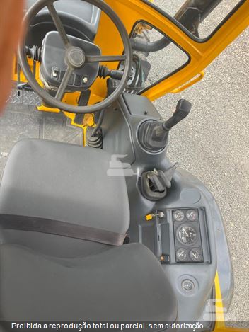 Retro Escavadeira Randon RK 406B