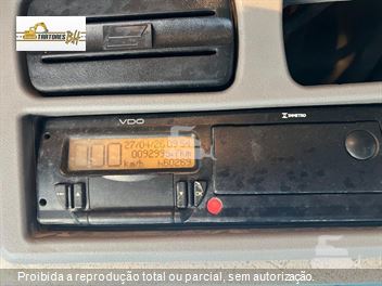 Caminhão Mercedes-Benz Axor 4144 K 6x4 2p (Diesel) (E5)