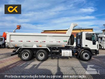 Caminhão Iveco TECTOR 260E30 6x4 2p (Diesel)(E5)