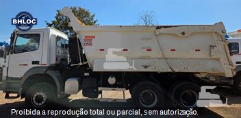 Caminhão Mercedes-Benz Axor 3131 6x4 2p (diesel)(E5)