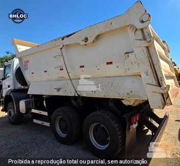 Caminhão Mercedes-Benz Axor 3131 6x4 2p (diesel)(E5)