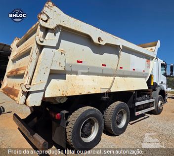Caminhão Mercedes-Benz Axor 3131 6x4 2p (diesel)(E5)