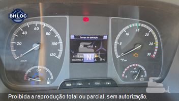 Caminhão Mercedes-Benz Axor 3131 6x4 2p (diesel)(E5)