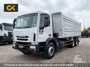 Caminhão Iveco TECTOR 260E30 6x4 2p (Diesel)(E5)