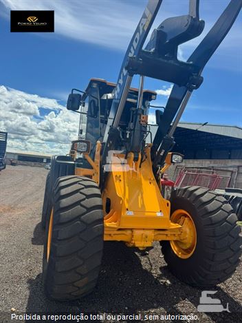 Pá Carregadeira Hyundai HL745-9