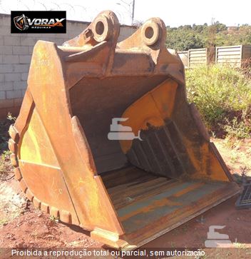 Escavadeira Caterpillar 374FL