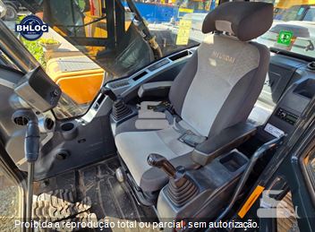 Escavadeira Hyundai R220LC-9