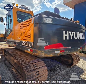 Escavadeira Hyundai R220LC-9