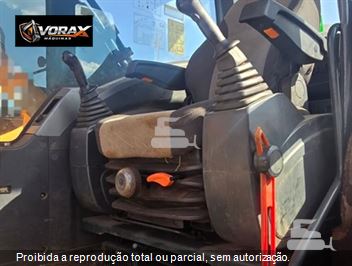 Escavadeira Hyundai R220LC-9