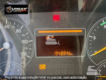 Caminhão Mercedes-Benz Axor 2041 S 2p (Diesel) (E5)