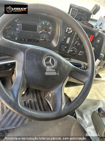 Caminhão Mercedes-Benz Axor 2041 S 2p (Diesel) (E5)
