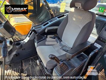 Escavadeira Hyundai R220LC-9