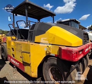 Rolo Compactador Dynapac CP274