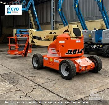 Plataforma Aérea (Elevatória) JLG E450 AJ