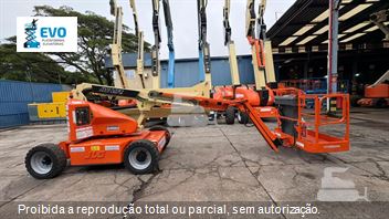 Plataforma Aérea (Elevatória) JLG E450 AJ