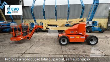 Plataforma Aérea (Elevatória) JLG E450 AJ