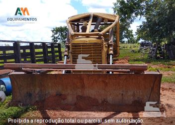 Trator de Esteira Caterpillar D6D