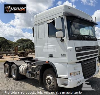 Caminhão DAF XF 105 FTT 510 6x4 (Diesel)(E5)