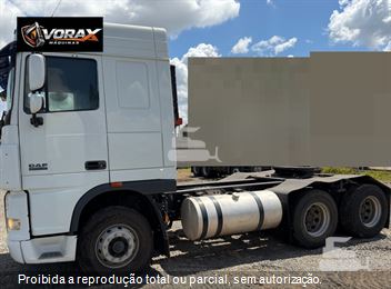 Caminhão DAF XF 105 FTT 510 6x4 (Diesel)(E5)