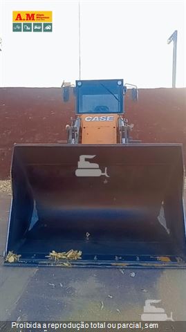 Pá Carregadeira Case W20F