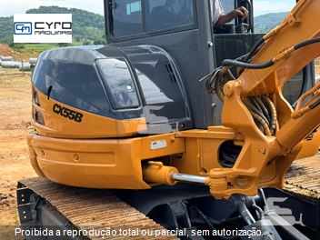 Mini-Escavadeira Case CX55B