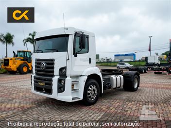 Caminhão Volkswagen 19-320 E Constellation Titan Tractor 2p