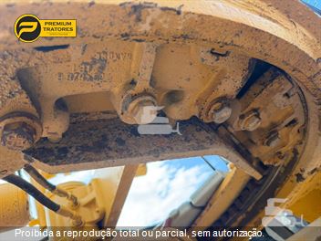 Motoniveladora Caterpillar 140K