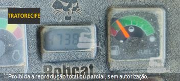 Mini-Escavadeira Bobcat 331