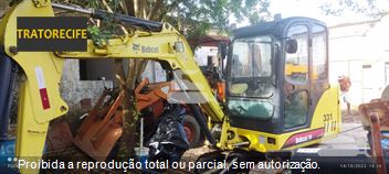Mini-Escavadeira Bobcat 331