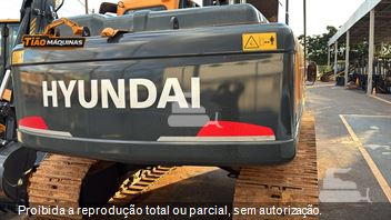 Escavadeira Hyundai R220LC-9