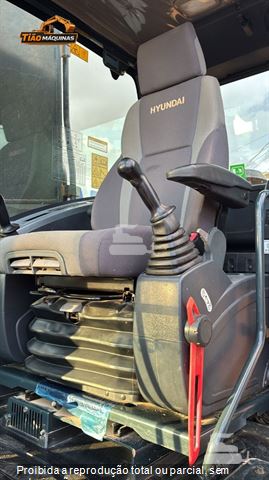 Escavadeira Hyundai R220LC-9
