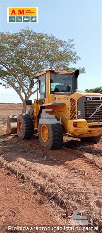 Pá Carregadeira Volvo L70F
