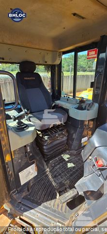 Trator de Esteira Komatsu D61-EX