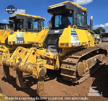 Trator de Esteira Komatsu D61-EX