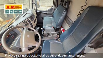 Caminhão Volvo VM 270 6x4 2p (Diesel) (E5)