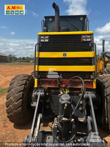 Motoniveladora New Holland RG170B