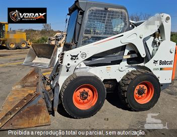 Mini-Carregadeira Bobcat S650