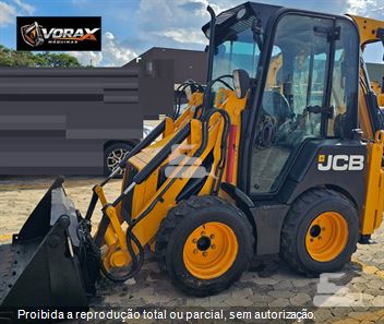 Mini-Retroescavadeira JCB 1CX
