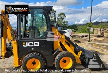Mini-Retroescavadeira JCB 1CX