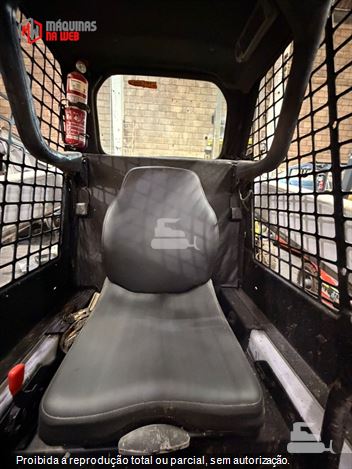 Mini-Carregadeira Bobcat S150