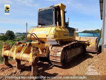 Trator de Esteira Komatsu D61-EX
