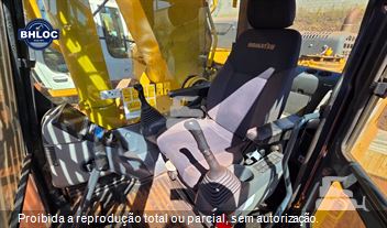 Escavadeira Komatsu PC500