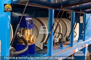 Caminhão Volkswagen 23-230 Worker 3-Eixos 2p (Diesel)(E5)