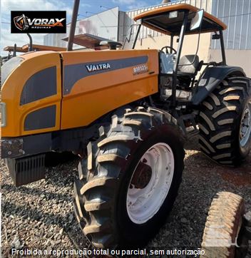 Trator Agrícola Valtra BM125